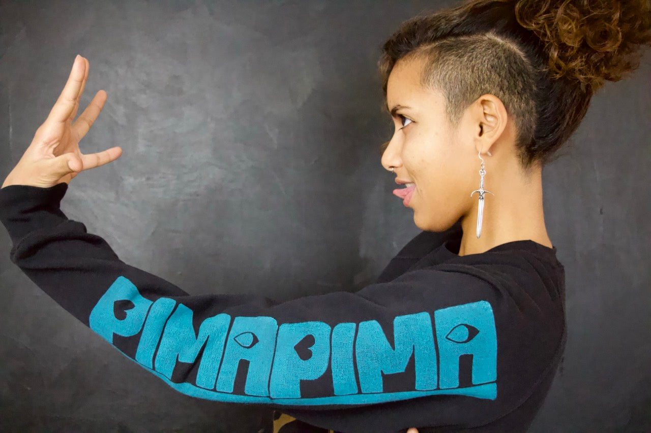 PIMAMIP UNIKAT BLUE - Handbedruckter Sweater