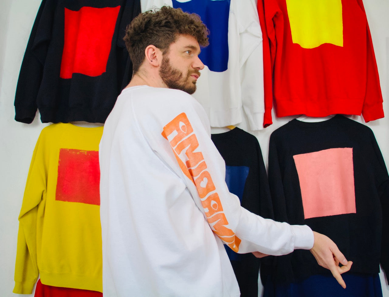 PIMAMIP UNIKAT ORANGE - Handbedruckter Sweater