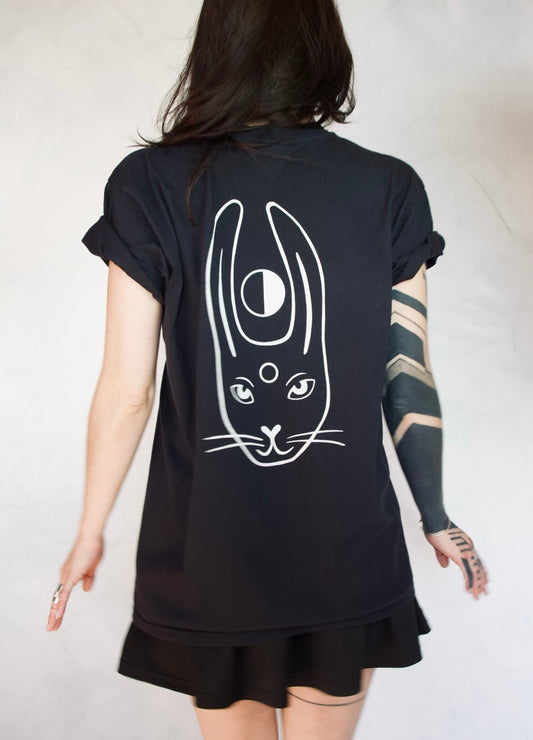 Artwear Merchandise with Original Follow the white rabbit t-hirt 